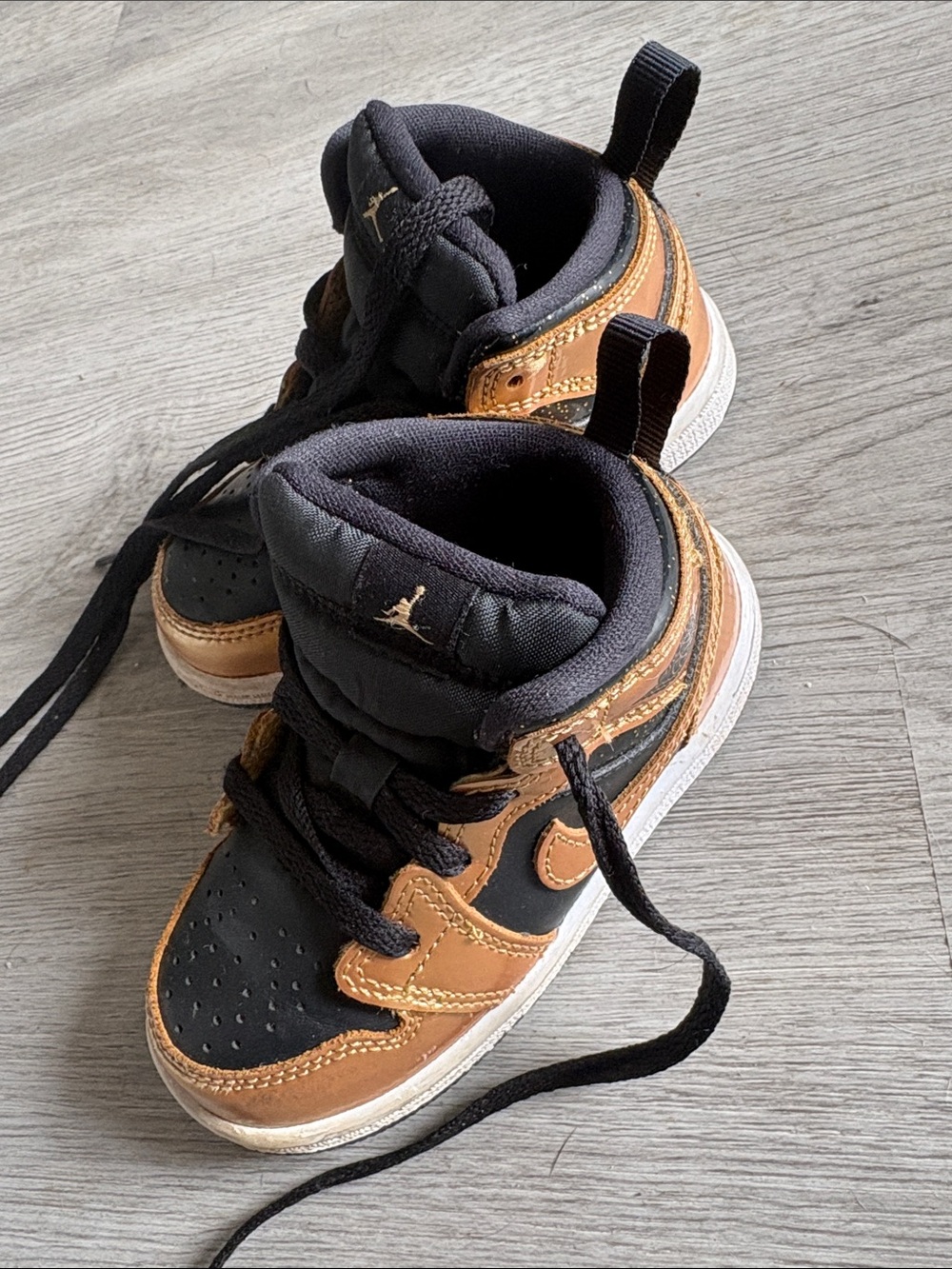 Jordan Kids High-Top Sneakers in Black and Brown